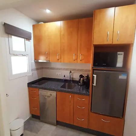 Dona Carlota Torremolinos